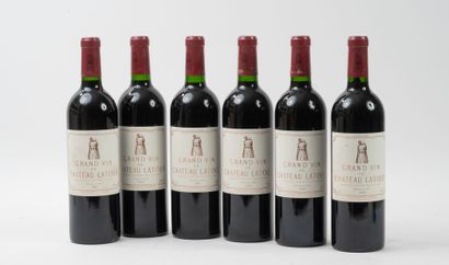 CHÂTEAU LATOUR
6 bouteilles, 1997.
GCC1 Pauillac.
Niveau...
