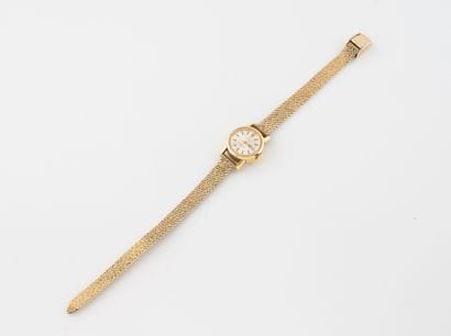 OMEGA Ladymatic
Round-cased ladies' wristwatch...