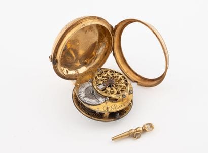 Pocket watch in yellow gold (750).
White...