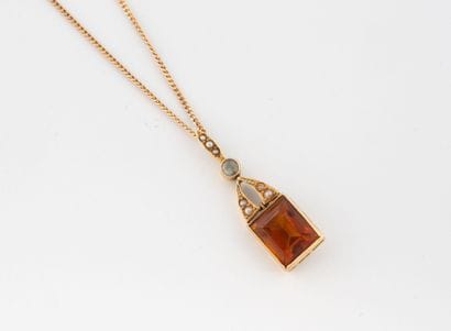 Yellow gold (750) chain with gourmette link...