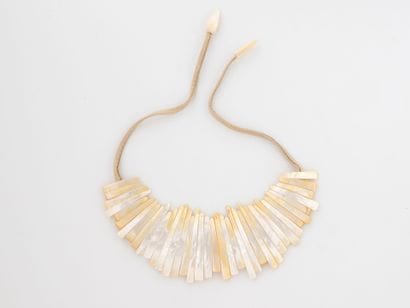 Fancy necklace with mother-of-pearl suite....