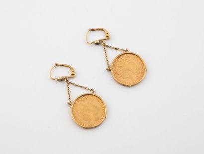 Pair of yellow gold (750) dormeuses holding...