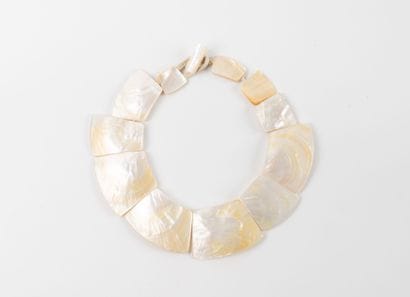 Necklace composed of several quadrangular...