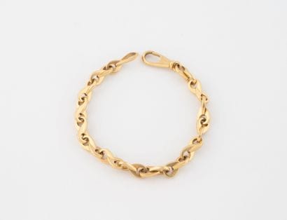 Watch chain converted into a bracelet in...