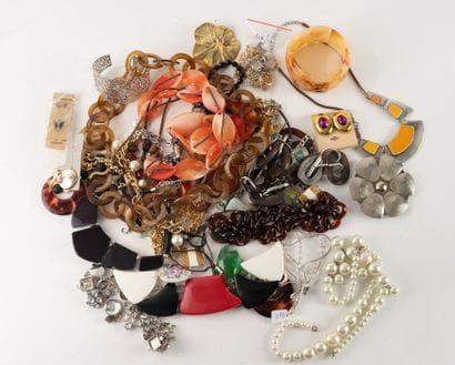 Large lot of costume jewelry including long...