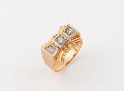 Yellow gold (750) tank ring in the form of...