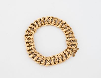 Articulated bracelet in yellow gold (750)...