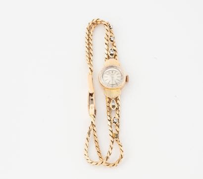 Universal Geneve 
Ladies' wristwatch in yellow...