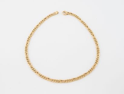 KARISMA
Yellow gold (750) neck chain with...