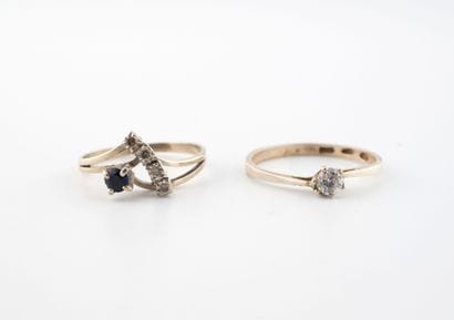 Lot of two rings, one solitaire in silver...