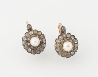 Pair of yellow gold (750) and silver (min.800)...