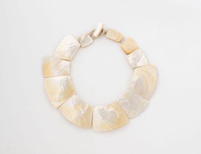 Necklace composed of several quadrangular...