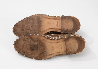 LOUIS VUITTON
Paire de derby en python
Semelle...