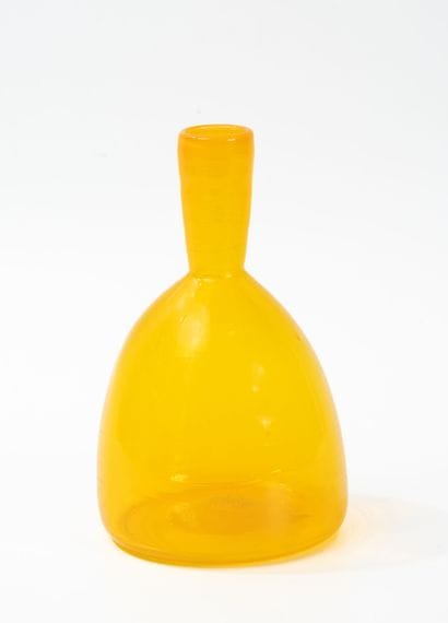 CHRISTIAN DIOR MAISON
Vase, circa 1975.
Orange...