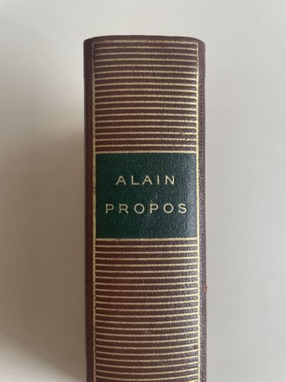 ALAIN
Propos. 
Éditions Gallimard, 1956....