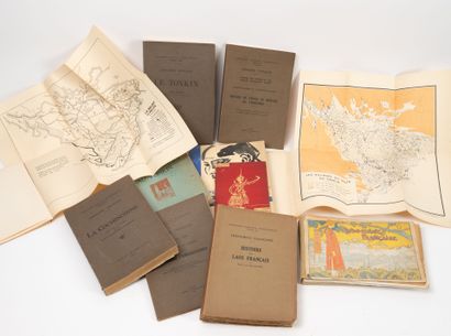 Indochine
Lot de 13 volumes, fascicules ou...