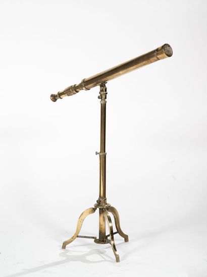 ANGLETERRE, fin du XIXème siècle
ROSS, London.
Télescope...