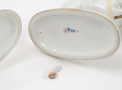 VIENNE, XXème siècle
Deux cavaliers en porcelaine...