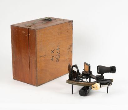 ALLEMAGNE, XXème siècle
CASSENS & PLATT
Sextant...