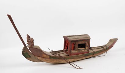 Trois petites maquettes en bois
- CHINE,...