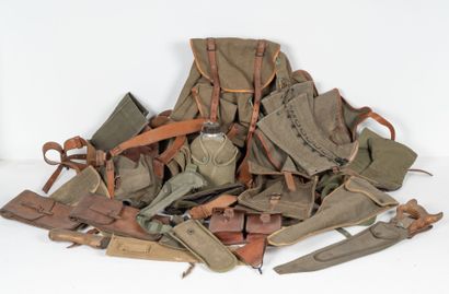 FRANCE
Set of equipment 1950-1970 including...