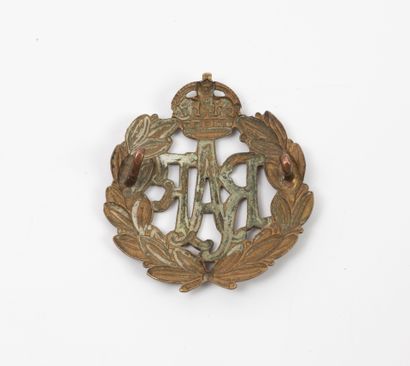Trois insignes :
- un de Marine 1939 Torpilleur...