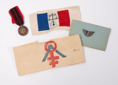 Lot de souvenirs de la Seconde Guerre Mondiale...