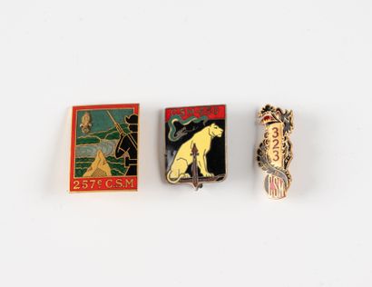 Trois insignes de Compagnie de Supplétifs...