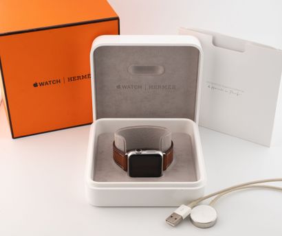 HERMES & APPLE
Apple watch single tour fawn...