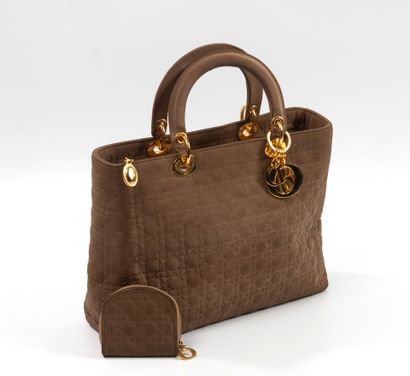 Christian DIOR Lady Dior 
Sac porté main...