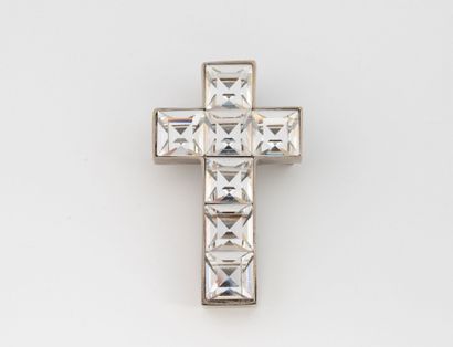Christian DIOR
Metal pendant brooch in the...