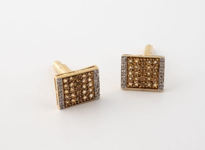 Pair of yellow gold (585) cufflinks in the...