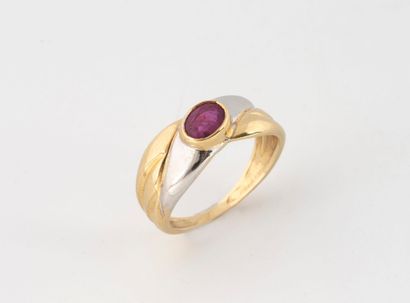 Yellow and white gold (750) ring with braided...