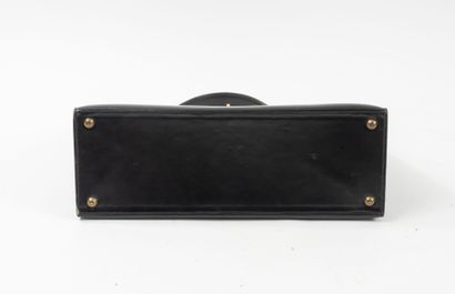 HERMES
Sac Kelly sellier 35 cm en veau box...