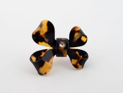 DIOR
Amusing ring in gilded metal and tortoiseshell...