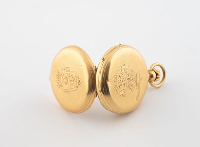 Soap watch in yellow gold (750) with guilloché...