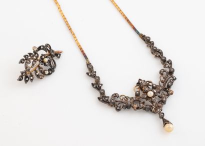 Lot in yellow gold (750) and silver (min.800)...