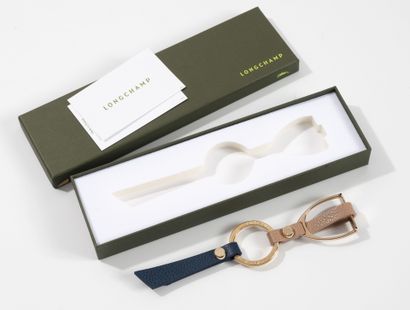 LONGCHAMP
Metal and cowhide leather key ring...