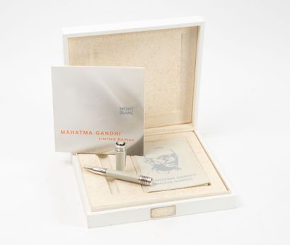 MONTBLANC
MAHATMA GANDHI (2009) 
Stylo roller...