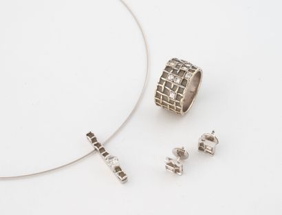 Patrice FABRE
Set in 750 white gold and reinforced...