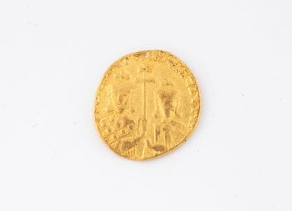BASIL I (867-886)
Solidus gold 
Constantinople.
Traces...