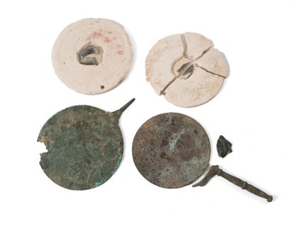 Four mirrors :
- Roman art, 2nd/3rd century.
One...