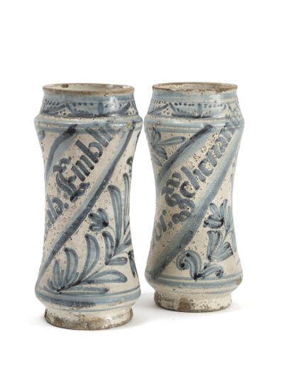 SPAIN
Two slightly arched albarelli with...