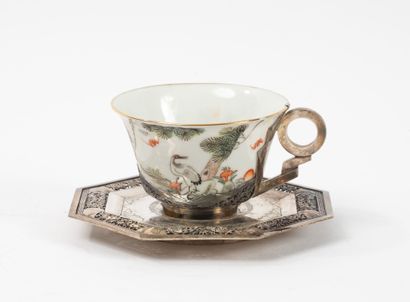 CHINA, early 20th century
Six porcelain cups...