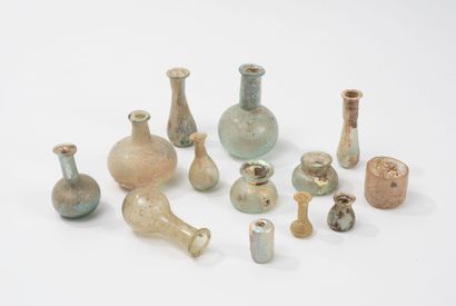 Roman art, 1st/3rd century.
Set of ten globular...