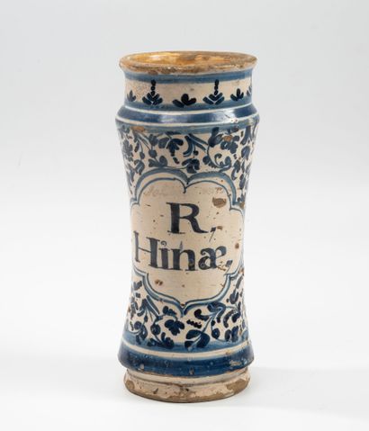 SPAIN
Slightly curved earthenware albarello...
