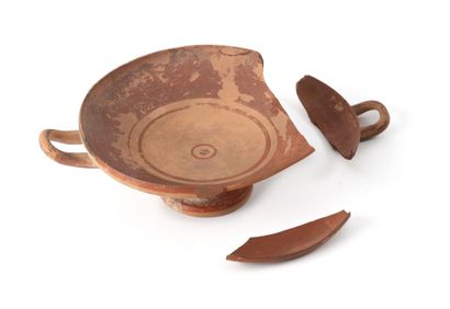 Magna Graecia, 4th century B.C.
Red-glazed...