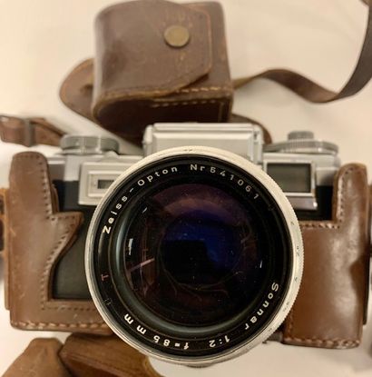 In leather case, set of photographic equipment...