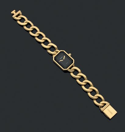 CHANEL Première
Ladies' wristwatch in yellow...