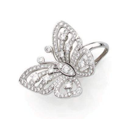 VAN CLEEF & ARPELS
Ring in white gold (750)...